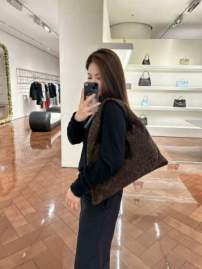 Picture of Bottega Veneta Handbags _SKUfw221566167fw